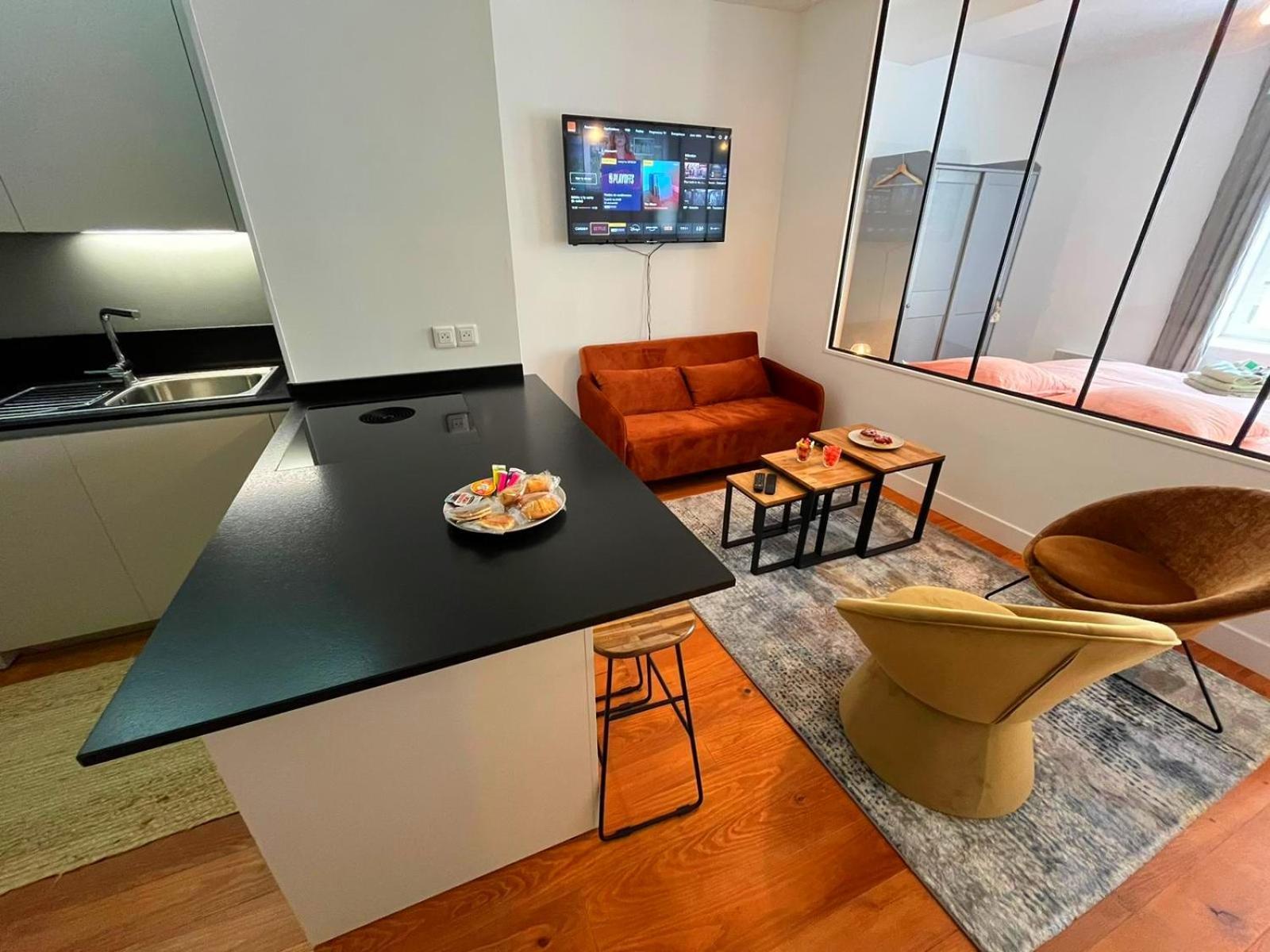 Elegant Studio En Hypercentre Dans Le Quartier Historique Anime Avec Parking Gratuit Кан Екстер'єр фото